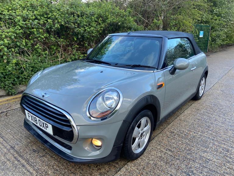 2018 MINI Convertible 1.5 Cooper 2dr Auto Grey 41k Miles FSH Years MOT Warranty CONVERTIBLE Petro...