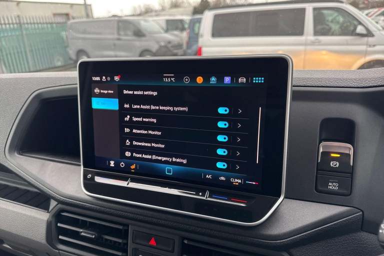 2025 Volkswagen Crafter 2.0 TDI 140PS Commerce Plus High Roof Van PANEL VAN DIESEL Manual