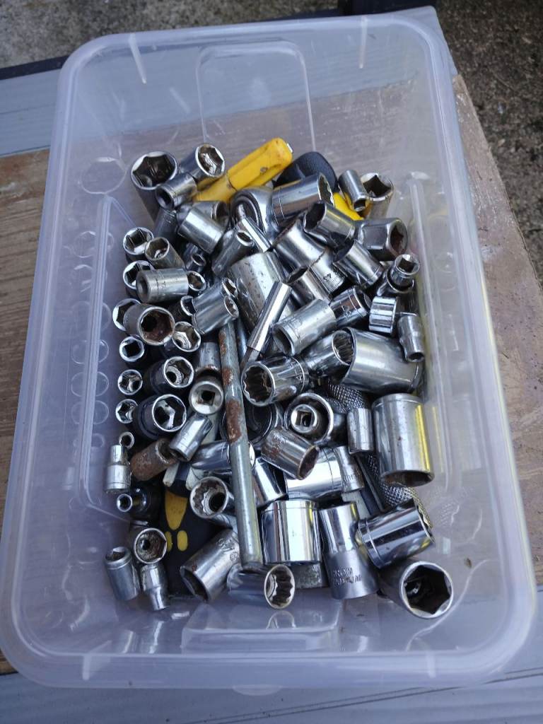 Various sockets jolot