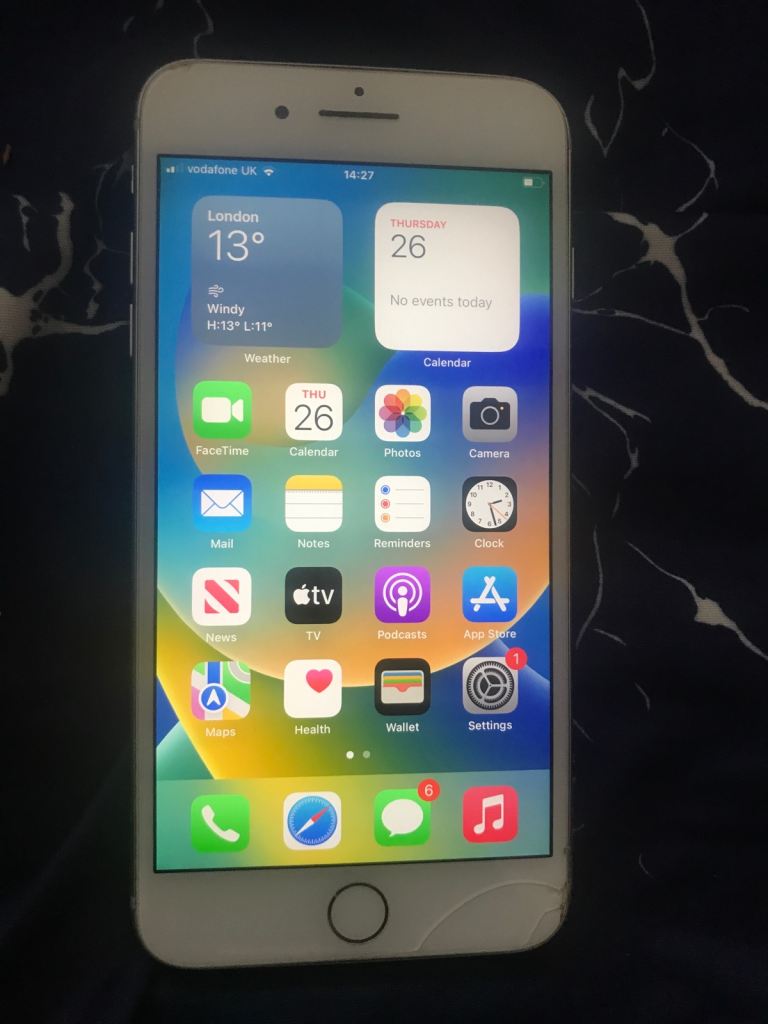 Apple iPhone 8 Plus before it’s back was so so smashed you would cut hands now it’s fixed 