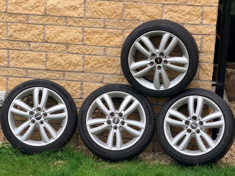 4 x Mini alloys from our F55 Cooper S. 