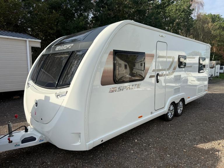 Swift Sprite Quattro FB 6 Berth Fixed bed twin axel caravan 
