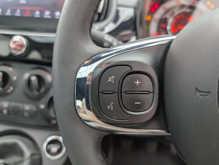 2023 Fiat 500 1.0 MHEV Dolcevita Hatchback 3dr Petrol Manual Euro 6 (s/s) (70 bhp) R PARK HATCHBA...