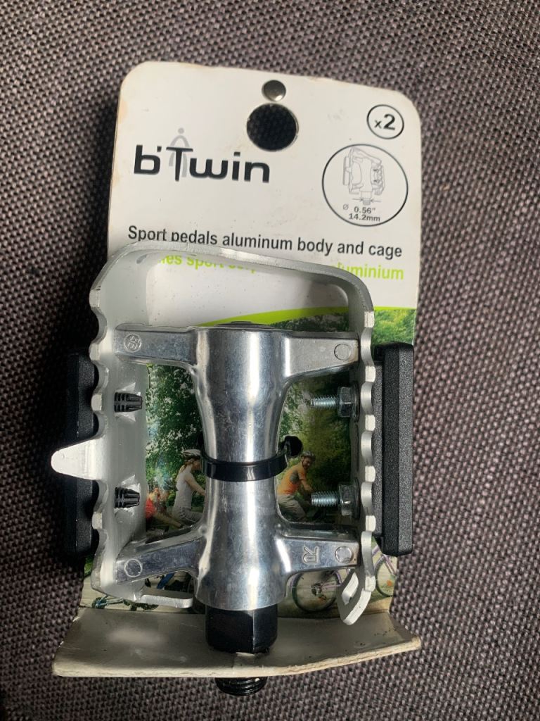 B’twin aluminum sport pedals