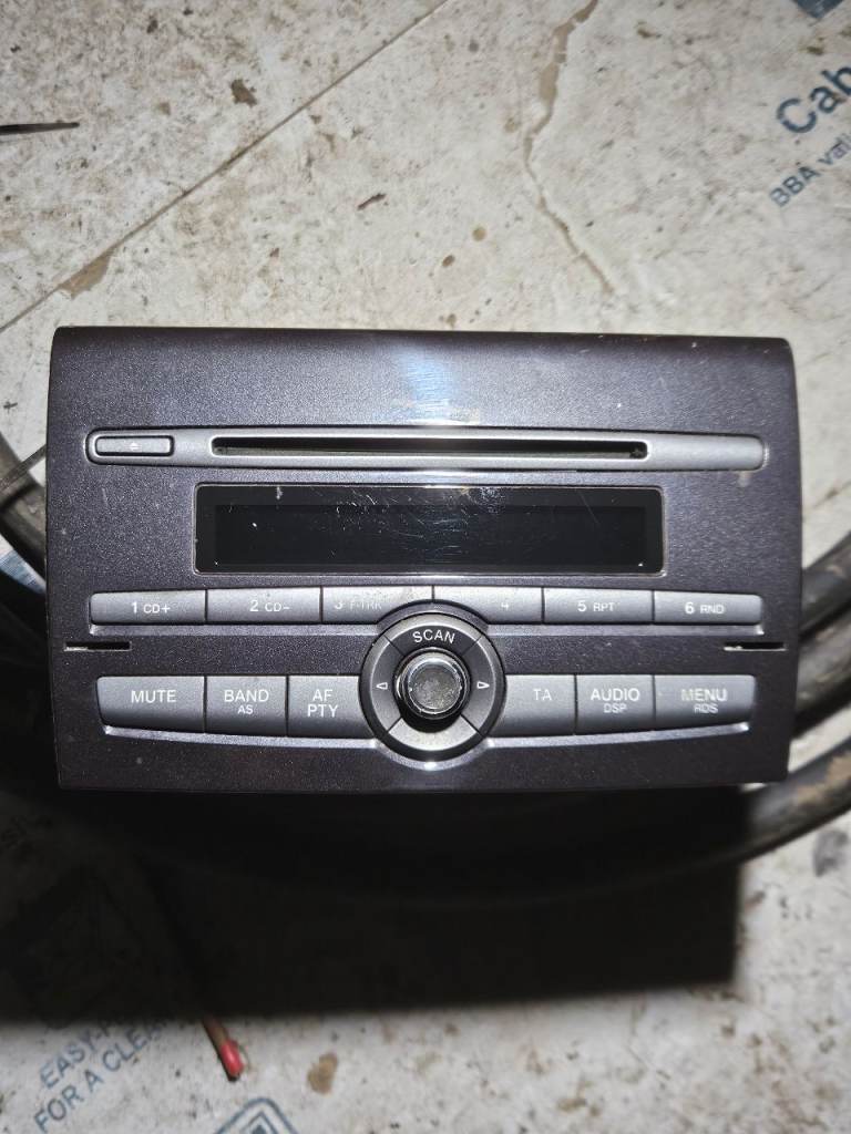 Fiat Bravo stereo/cd player