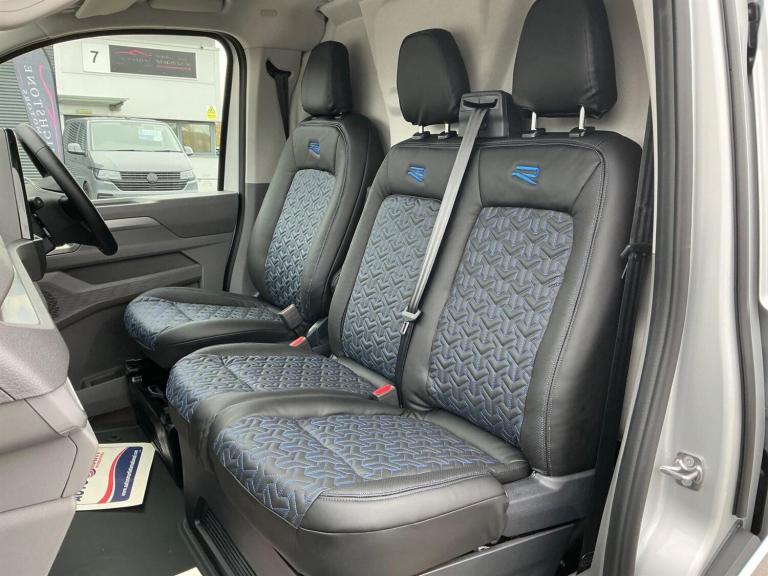 2025 Volkswagen Transporter 2.0 TDI 150 Sportline Edition R DSG 4Motion Pro PANEL VAN Diesel Auto...