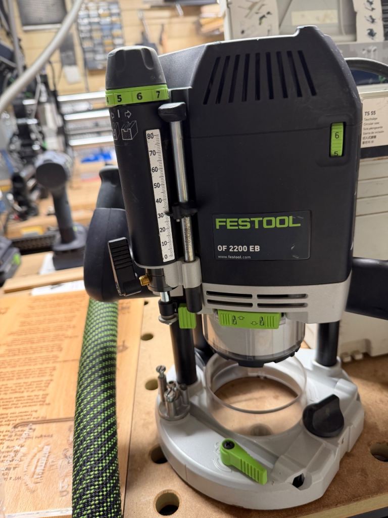 Festool OF2200