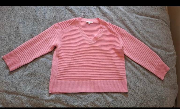 Next Ladies L Pink V-Neck Jumper – Good Condition