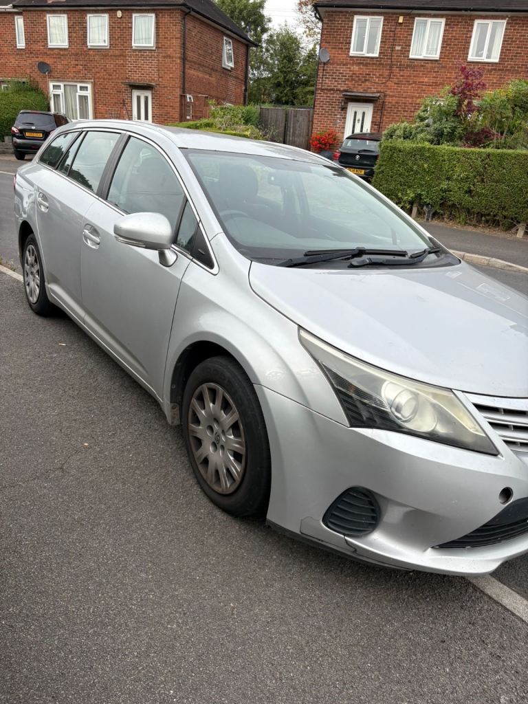 Toyota, AVENSIS, Estate, 2013, Manual, 1998 (cc), 5 doors