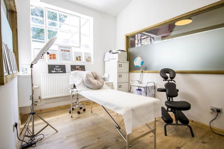 Beauty Treatment Rooms | Consultation Spaces | Therapy Room to Rent in Wimbledon London SW19