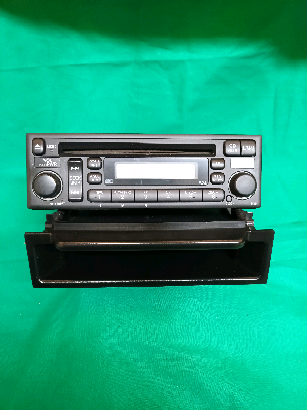 Honda CRV CD Player Car Radio Stereo and Cubby Double Din Radio