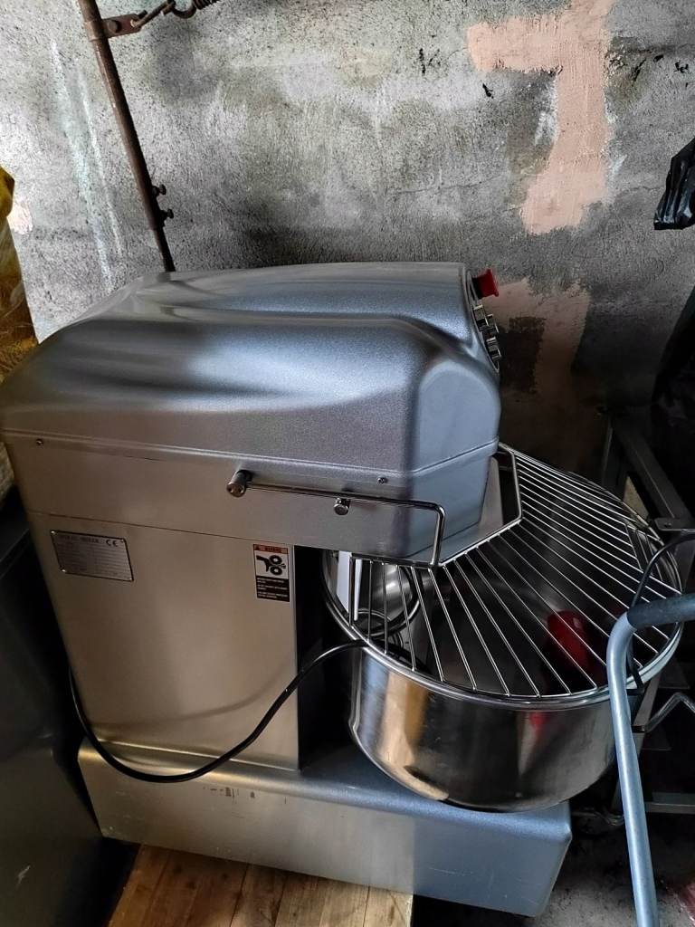 Commercial Spiral Dough Mixer with Stainless Steel Bowl