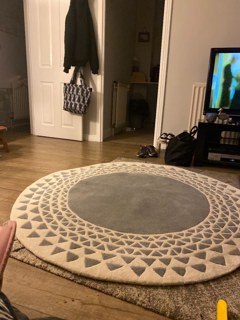 Rug