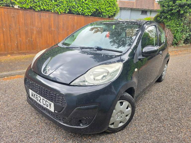 2012 Peugeot 107 ,998cc petrol,Mot,Full service history