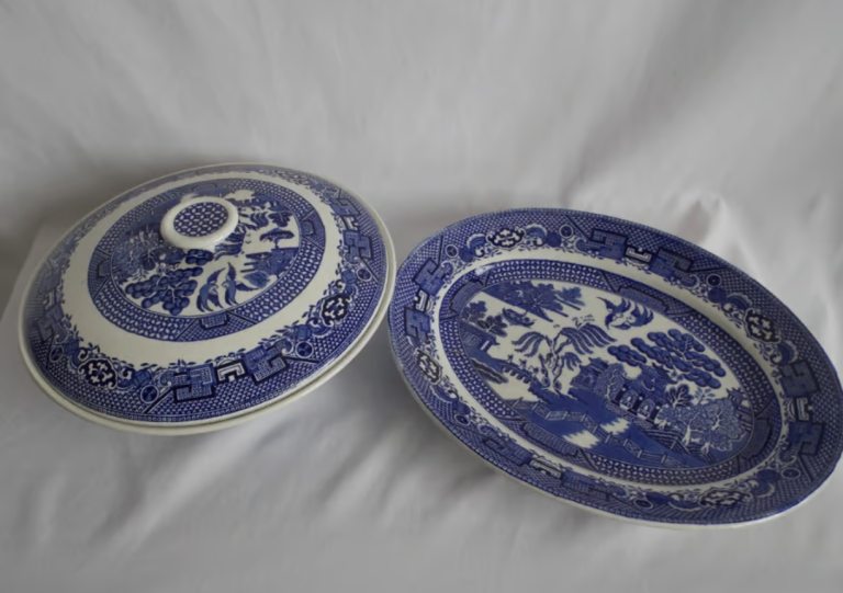 Vintage Old Willow Staffordshire Blue & White Lidded Serving Bowl and platter