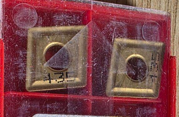 For sale is pack of Sandvik Coromant Metal Inserts 435