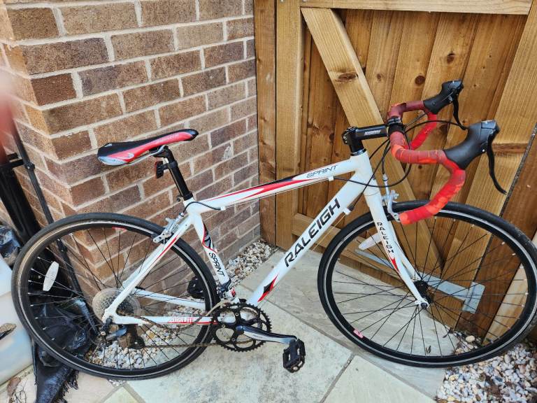 Raleigh Sprint Road Bike