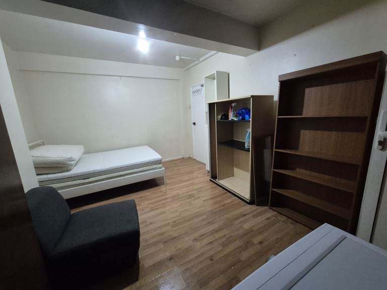 Double Room in 2-Bedroom Flat – W7 1JB – £650 PCM