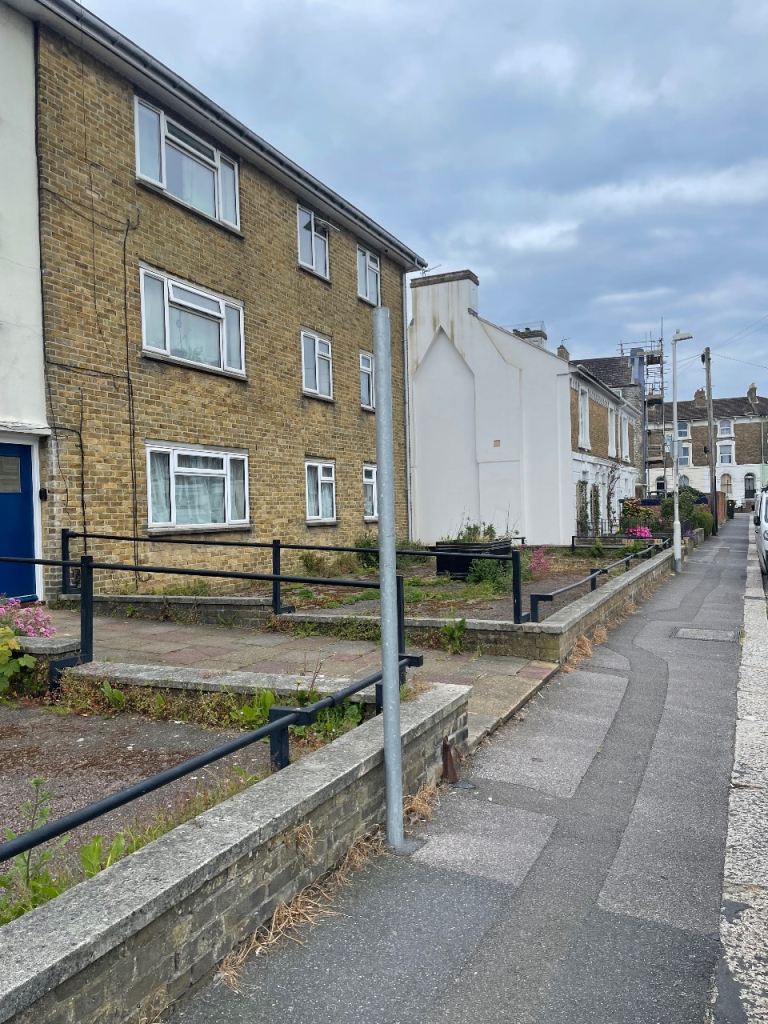3 Bedroom Flat Dover To Swap (Ramsgate)