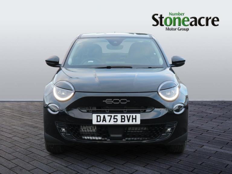 2025 Fiat 600 1.2 Hybrid 48V 136 5dr eDCT-6 HATCHBACK PETROL Automatic