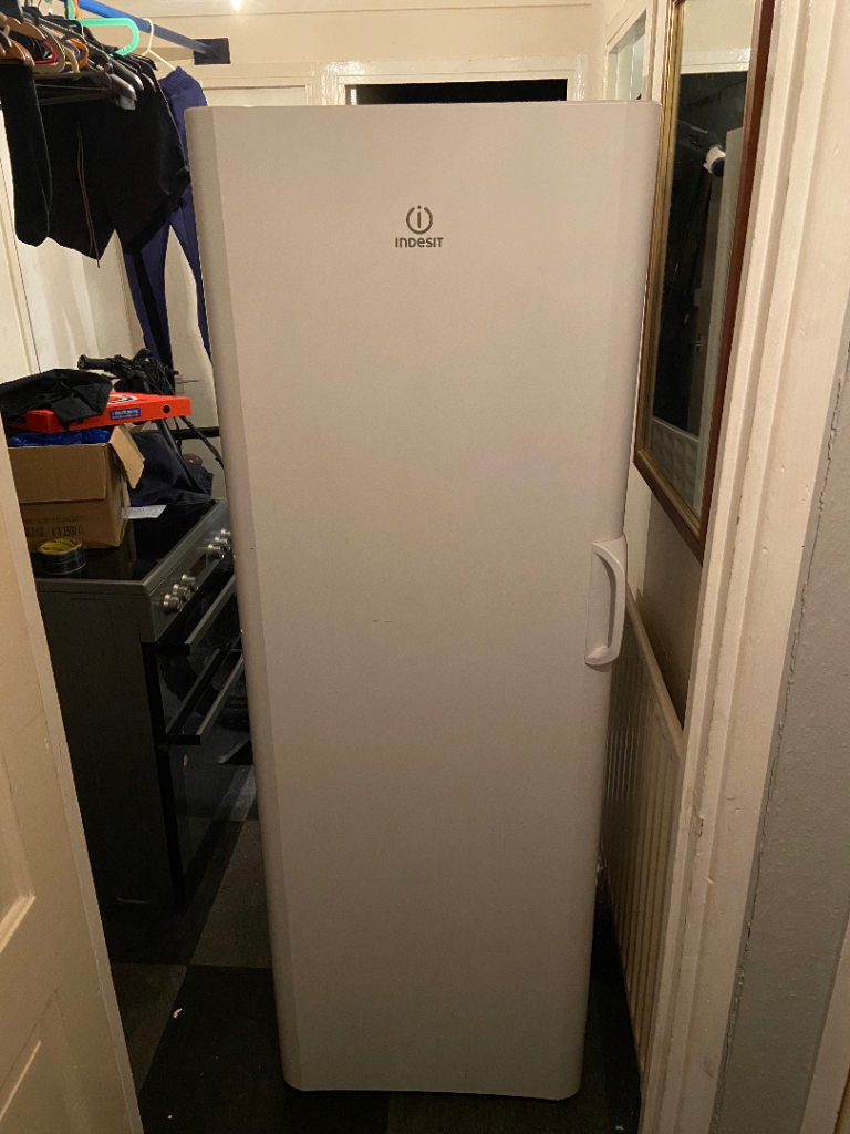 image for Freestanding Upright Indesit Freezer UIAA 12