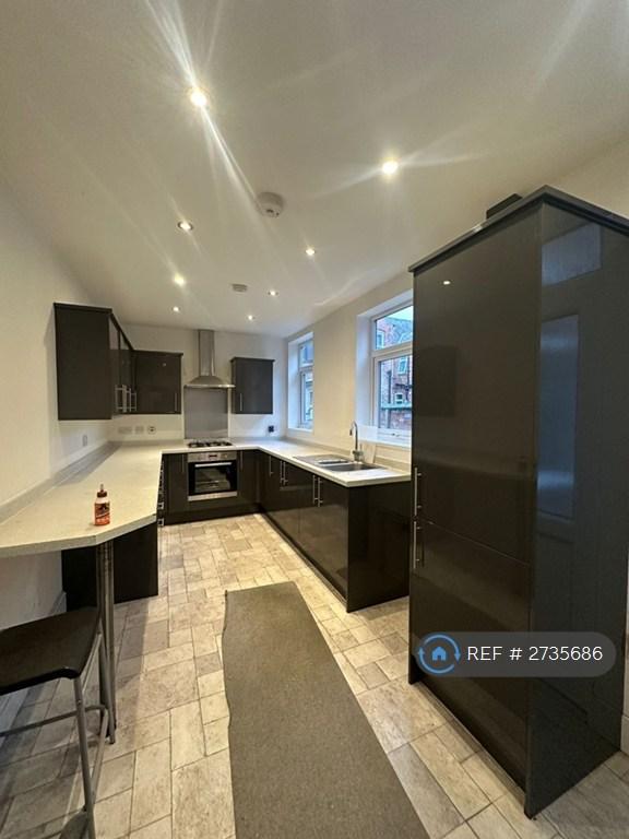 4 bedroom house in Marshall Street, Leicester, LE3 (4 bed) (#2735686)