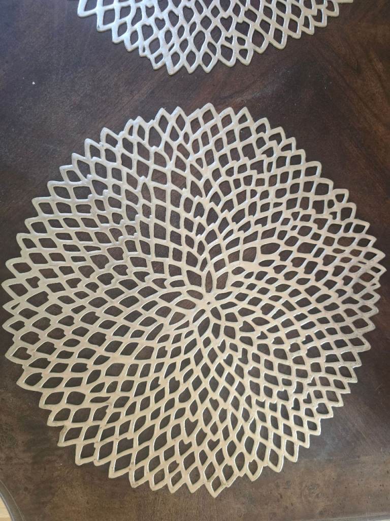 Set of 4 Gold Dahlia Placemats Pressed Vinyl Round Metallic Cutout Table Mats