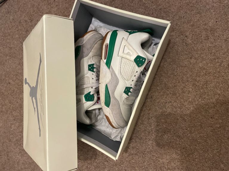 Jordan 4s 