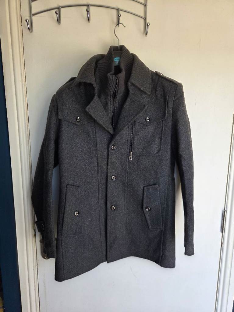 Men's Grey Winter Jacket / Coat - Size XL - Great Condition