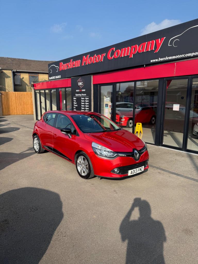 2013 Renault Clio 1.2 16V Dynamique MediaNav 5dr HATCHBACK PETROL Manual