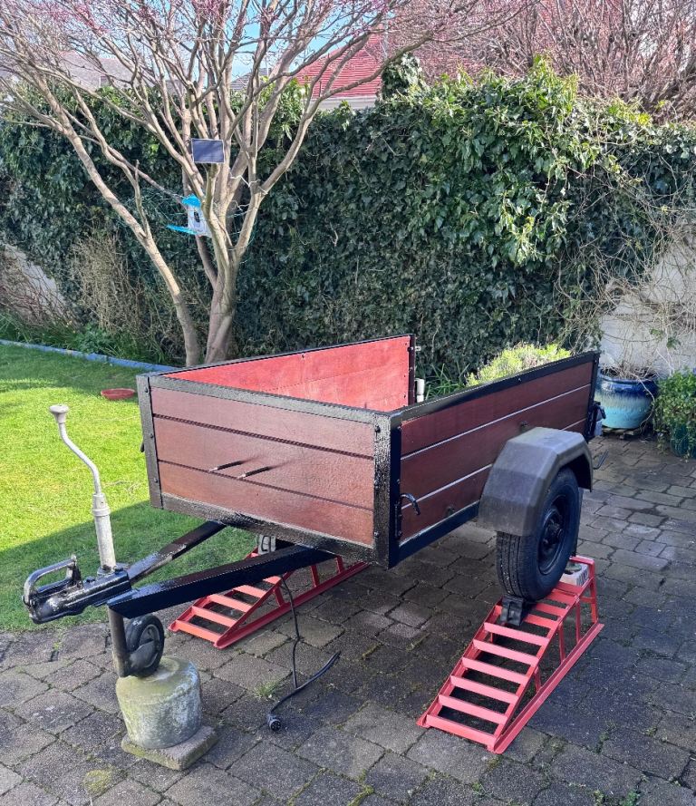 Sturdy Single Axle Trailer