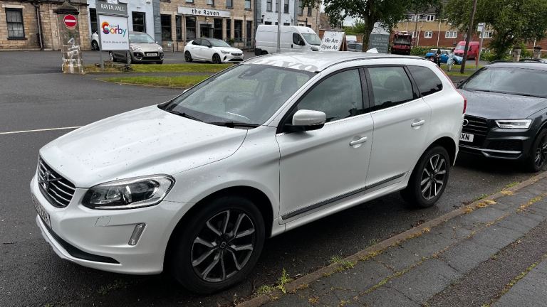 Volvo, XC60, Estate, 2015, Manual, 1969 (cc), 5 doors