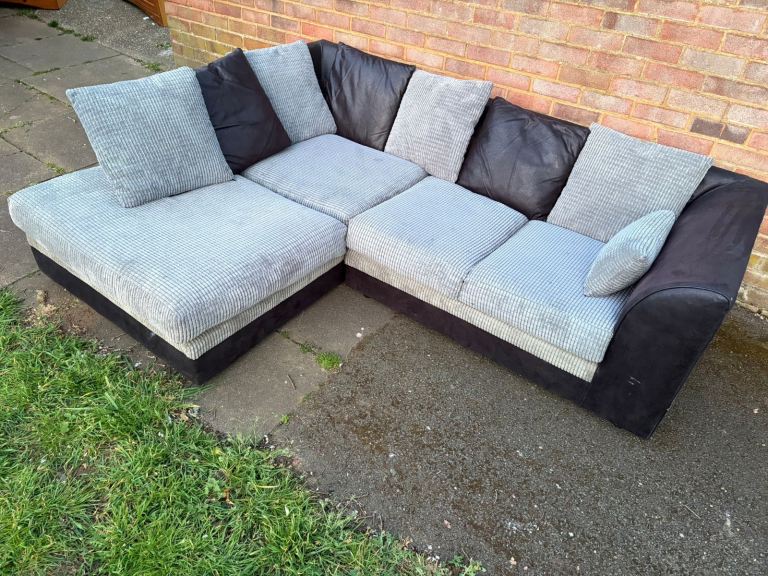 Black and grey fabric corner sofa 