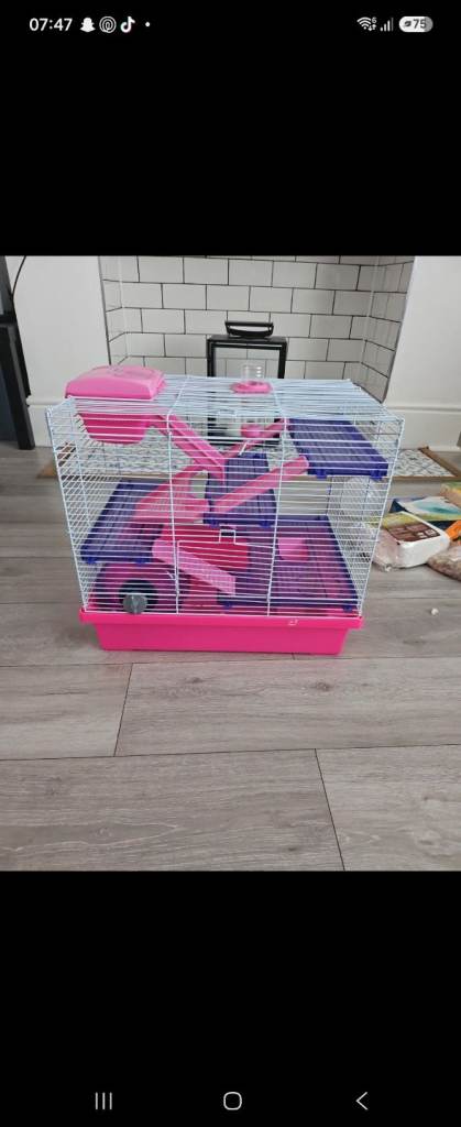 Pink 3 storey hamster cage 