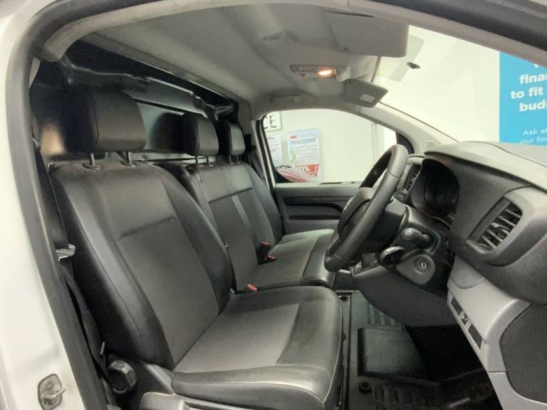 2020 20 VAUXHALL VIVARO 2.0 TURBO D 3100 EDITION PANEL VAN 5DR DIESEL MANUAL L1 