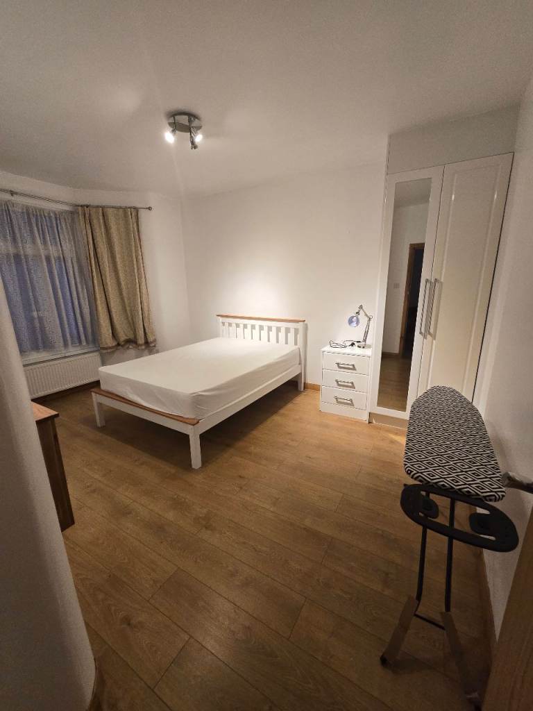 2 x Double Rooms with Bills @ £650 Each