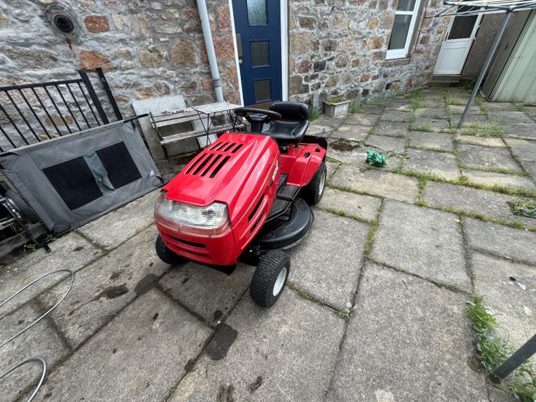Good Condition Red MTD Ride-On Lawnmower