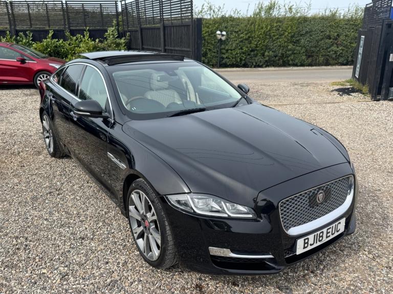 2018 Jaguar XJ 3.0d V6 Portfolio 4dr Auto SALOON Diesel Automatic