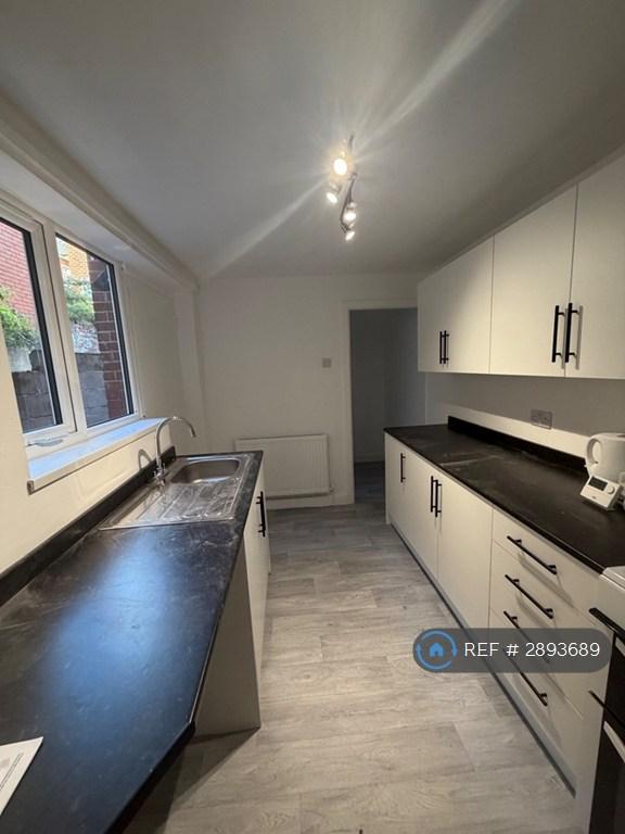 2 bedroom flat in Marshall Wallis Road, South Shields, NE33 (2 bed) (#2893689)