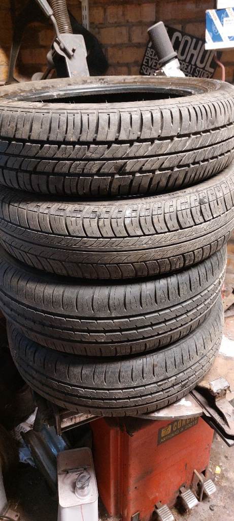 Free!! Full set of tyres from a SMART 2003 450,175/ 55/15 rears 145/65/15 fronts