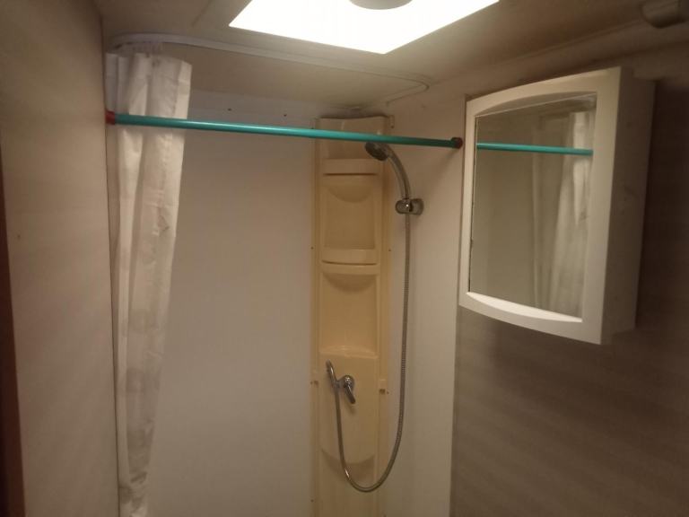 A CLASS PILOTE MOOVEO 6 BERTH 08 PLATE 