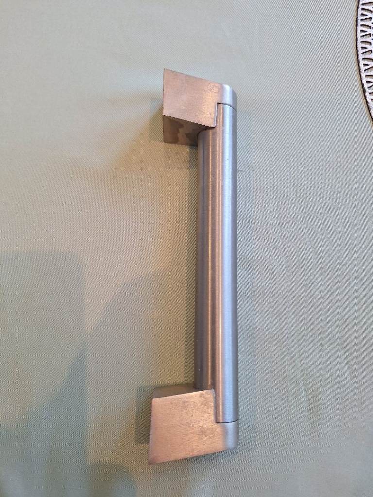 22 Heavy Brushed Kitchen Handle - Needs a Clean