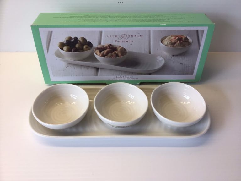 Sophie Conran 3 bowls and tray set