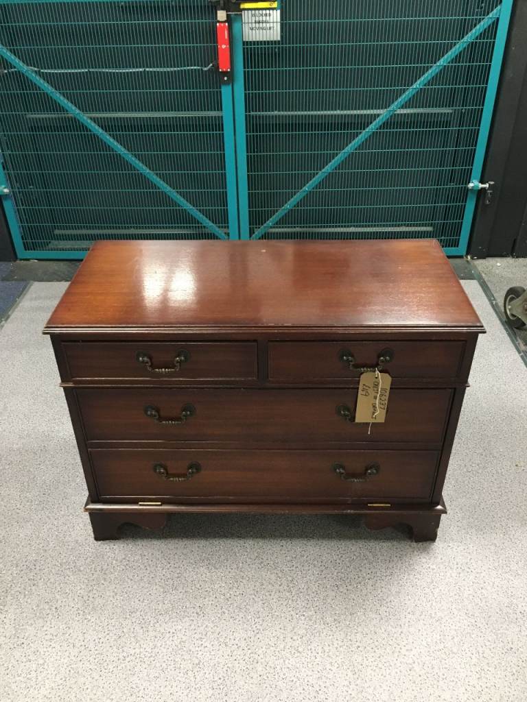 Chest of Drawers Style Cabinet TCL Reuse 106237