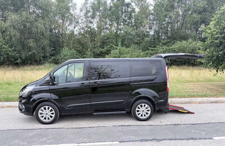 2020 Ford Tourneo Custom Titanium 2.0 Tdci WHEELCHAIR ACCESSIBLE VEHICLE WAV DISABLED MOBILITY MP...