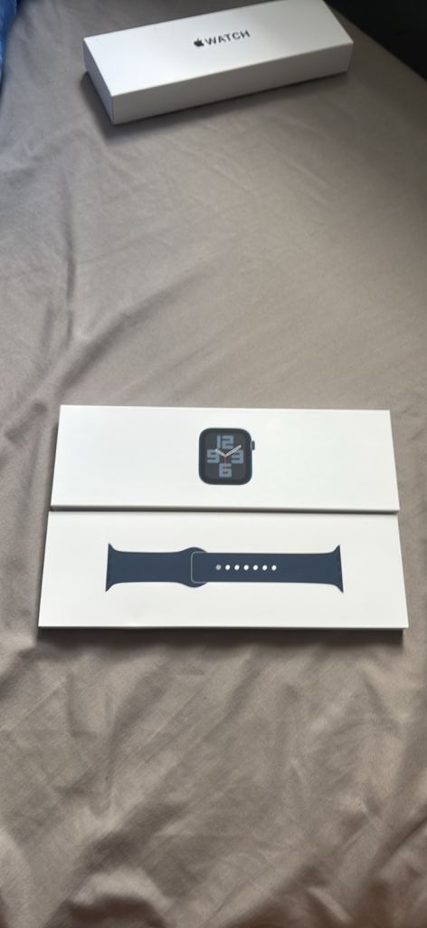Apple watch SE 44mm midnight GPS