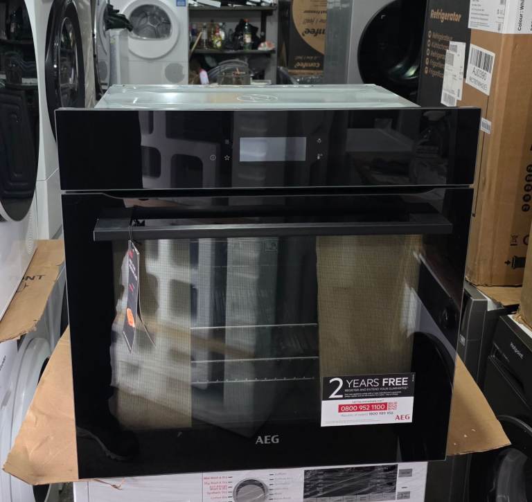 AEG 7000 Series Electric Oven £799rrp!