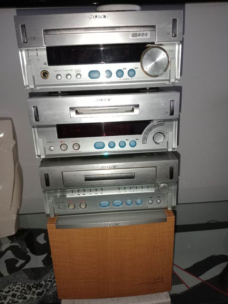 Sony hcd-sd1 complete hifi system cd/tape/mini disc original speakers and stands