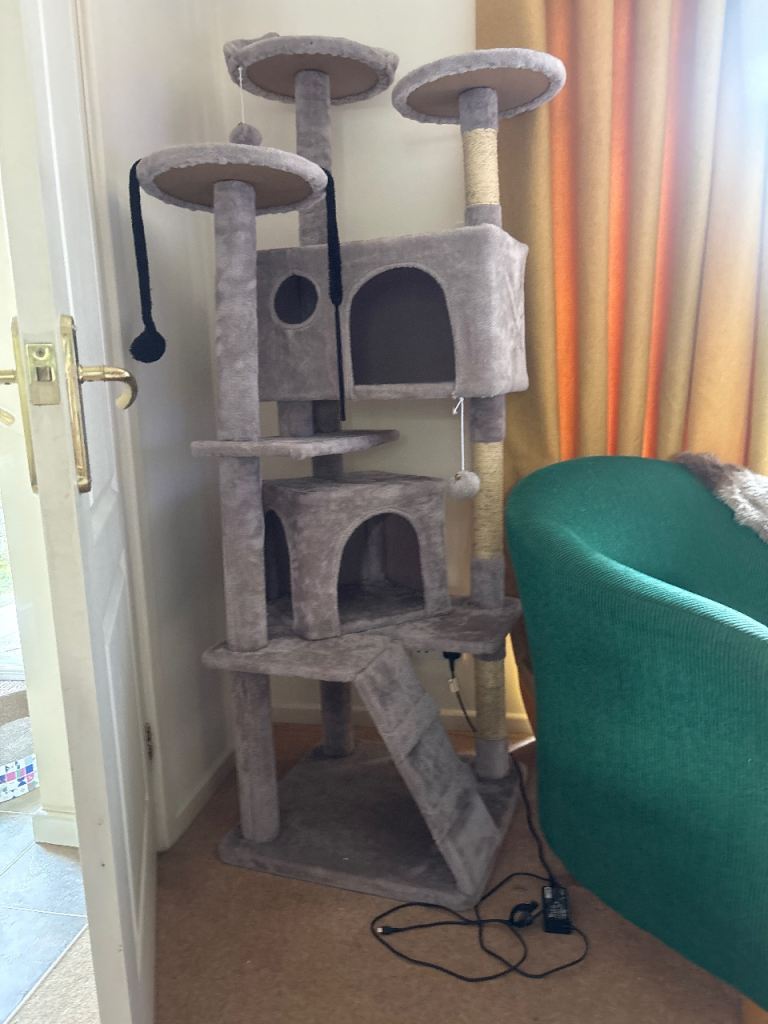 Cat tower
