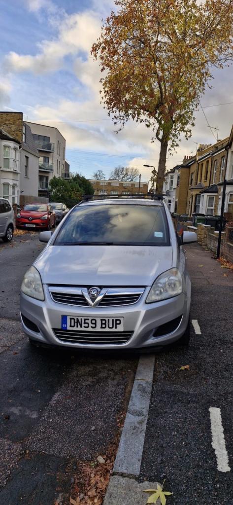 image for Vauxhall ZAFIRA, MPV, 2010, Manual, 1796 (cc), 5 doors